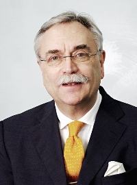 Porträt von Dr.-Ing. Günther W. Diekhöner